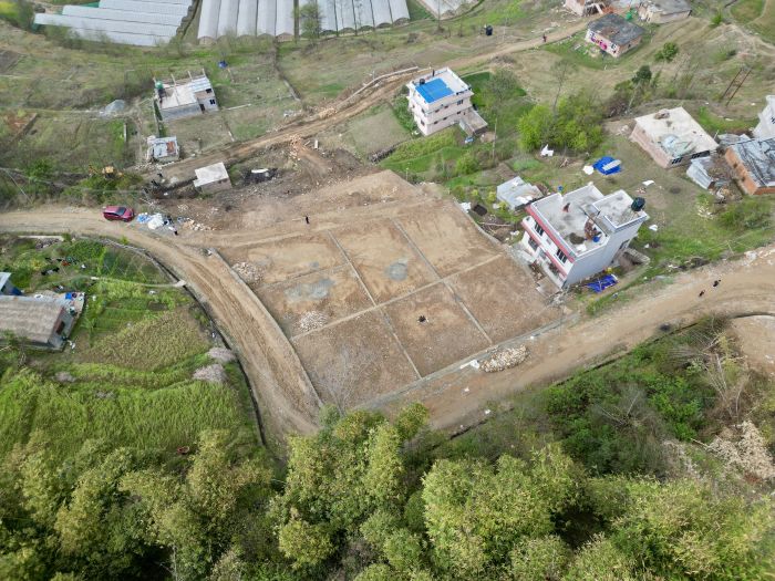 Residental land on sale at Lele