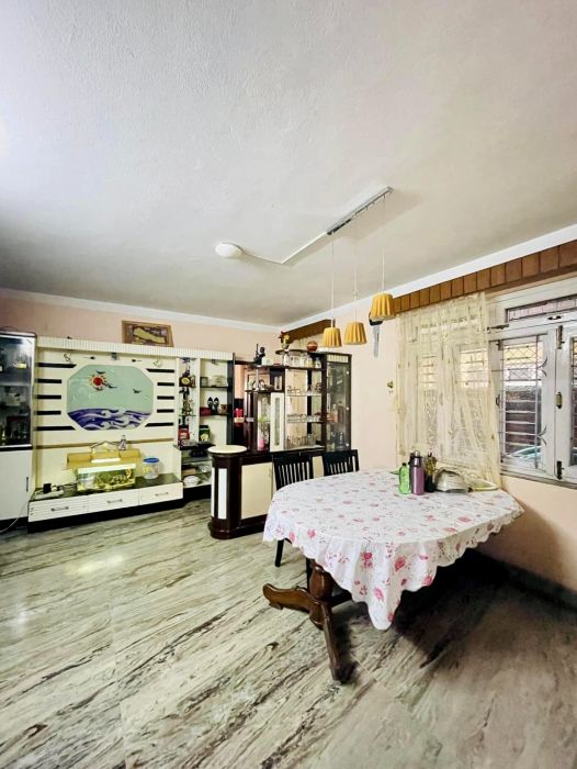 Bungalow on sale at Bansbari