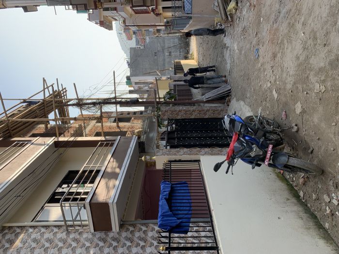 4.5 Aanama baneko 3.5 talla Ghar Goldhunga LolangPhant on Rs 2.9 Crore