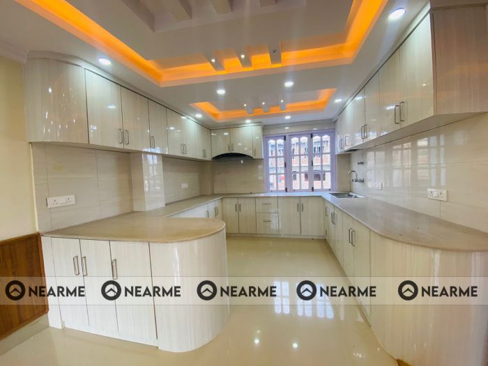 House On Sale at Mandikatar (Manakamana conlony)