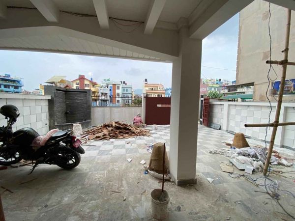 House on sale -Imadol Downtown