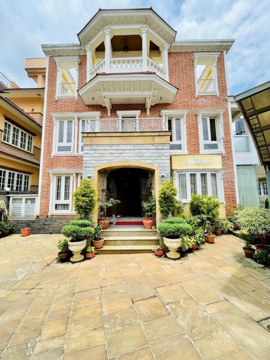 Triplex house on sale at Baluwatar Triplex house on sale at Baluwatar