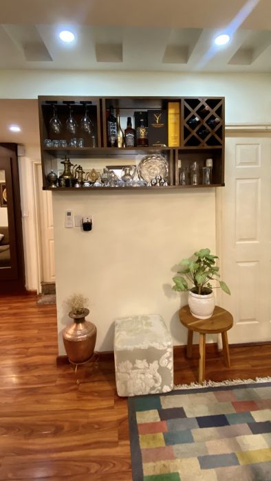 Luxurious fully furnished 3 BHK apartment for sale in Classic Tower