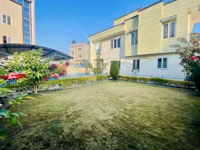 Bungalow on sale at Bansbari