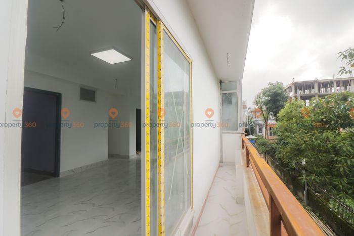 4BHK Apartment Available for RENT