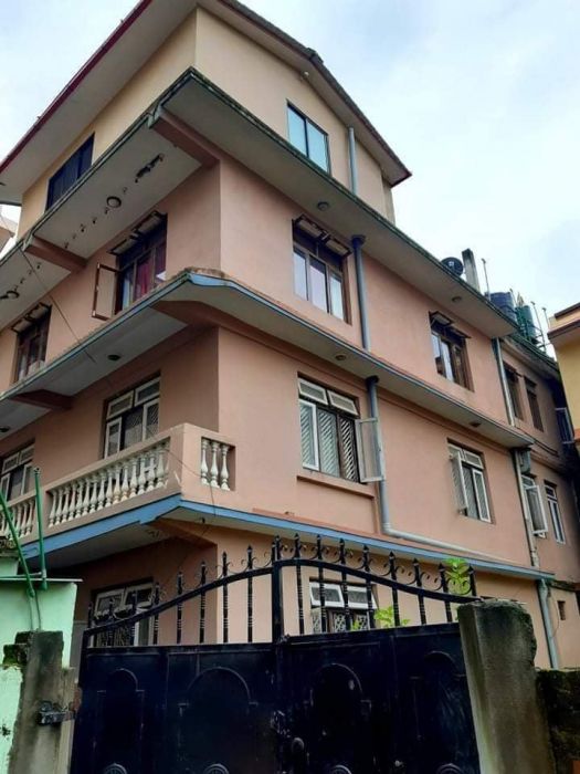 House On Sale Thulo Bharyang Swoyambhu Near by YatYat Office