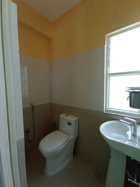 house on sale near grande hospital