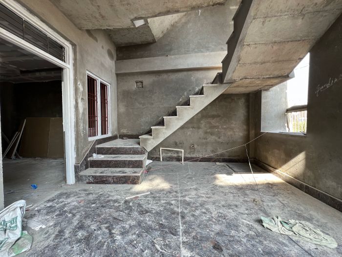 1 Storey House On Sale at Imadole !!