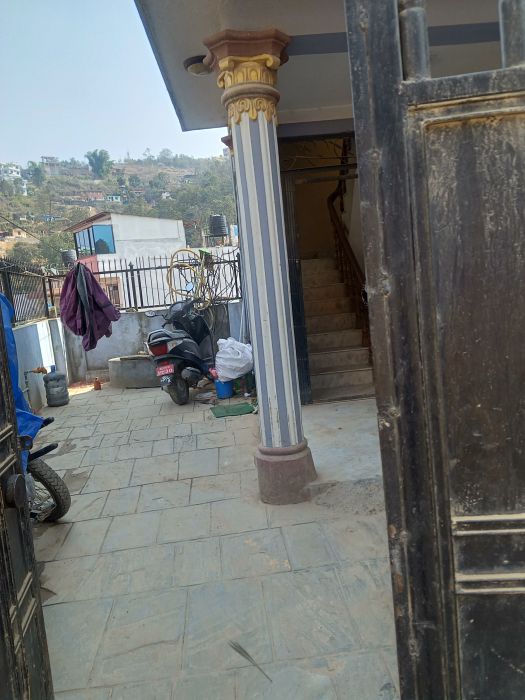 Kathmandu man road .way of white gumbha