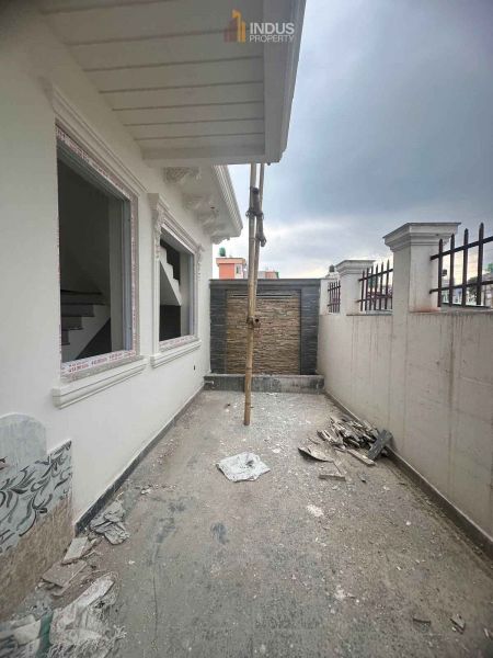 Residental House on Sale at tikathali