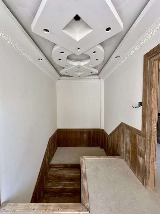 Duplex house on sale at Mandikatar Faat