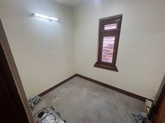 Flat rent at NEGOTIABLE price