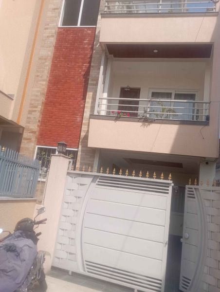 Brand new bunglow in mandikatar height