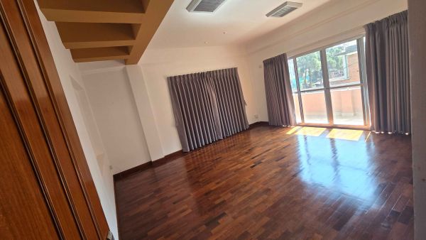 6Bhk house for rent jhamsikhel Lalitpur 