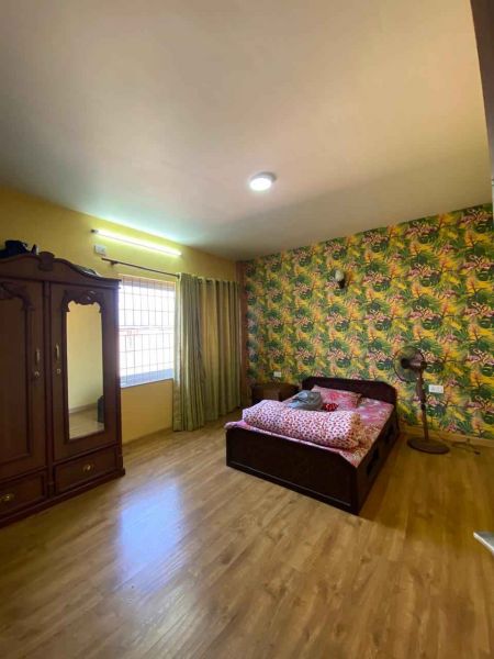 House For Sale, Hattiban