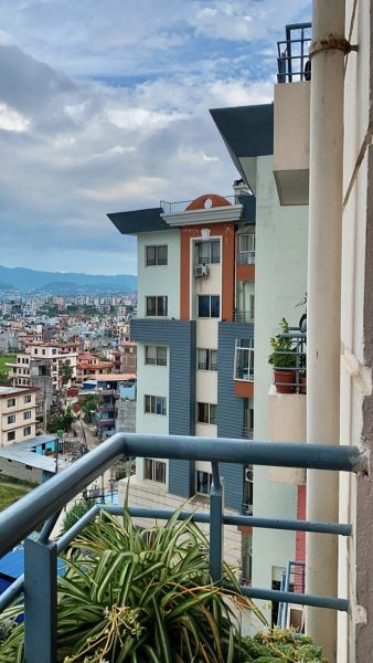 Luxurious fully furnished 3 BHK apartment for sale in Classic Tower