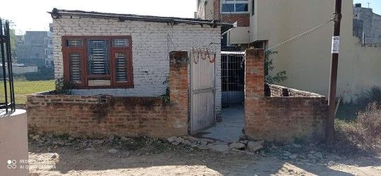 Land and temporary ghar