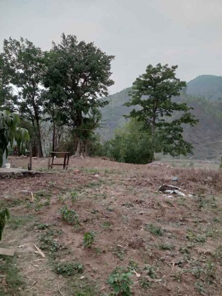 Land Sale at chaukitole Hetauda