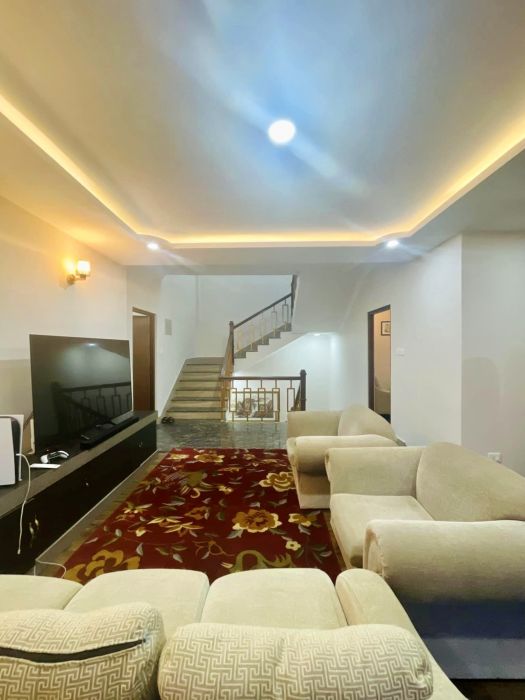 Bungalow on sale at Ganesh Chowk