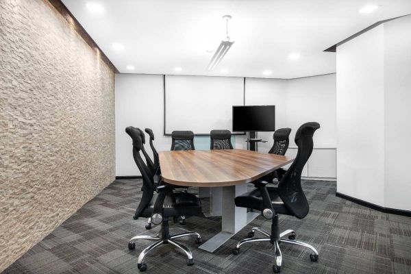 Discover many ways to work your way in Regus Trade Tower
