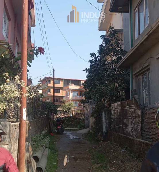 4 aana 2 paisa land on  10 feet road for sale at Lubhu, Lalitpur