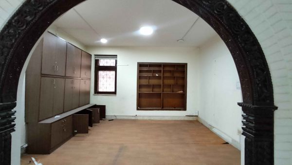 Building Office Space on rent at Kamalpokhari