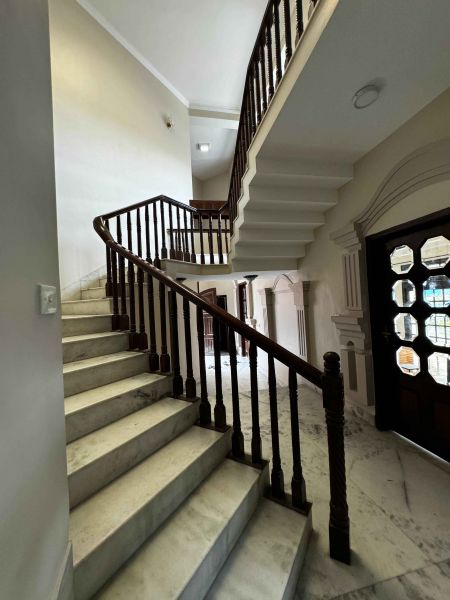 Bunglow On Rent At Naxal, Kathmandu 