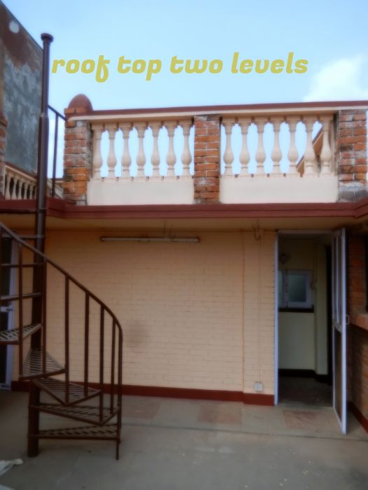 semi commercial semiresidential whole house for RENT.