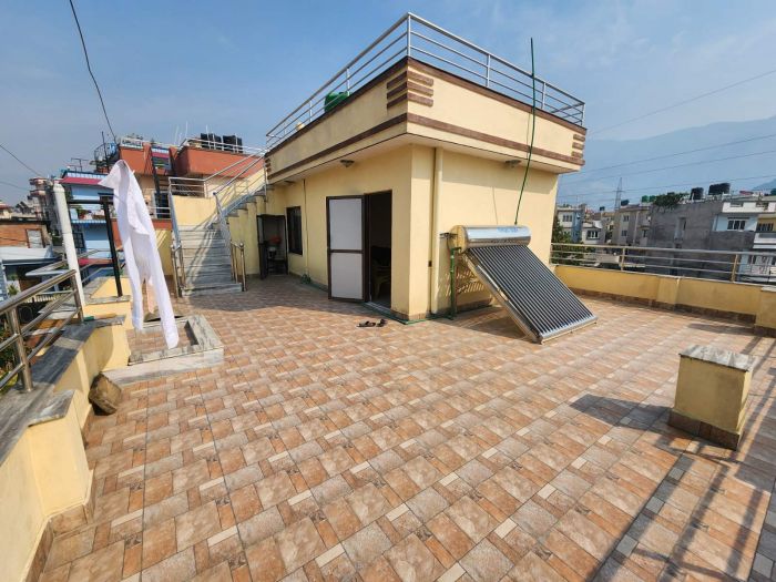 House for sell (Bhangal, near little moon school)