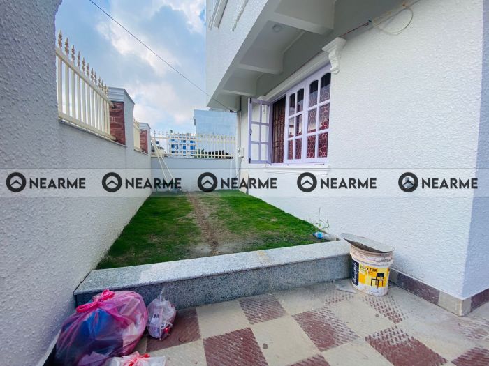 House On Sale at Mandikatar (Manakamana conlony)