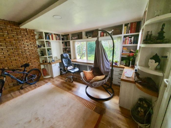 Bungalow on sale at Golfutar