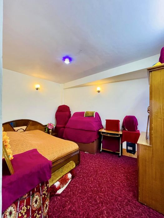 House on sale at Chundevi