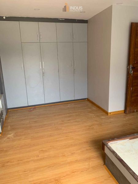 House on sale at Tempo park, Imadol