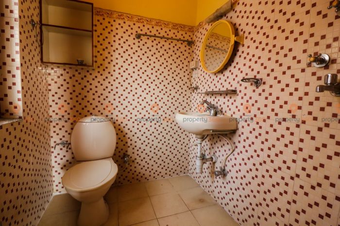 5BHK Bunglow For Sale At Bishalnagar, Kathmandu