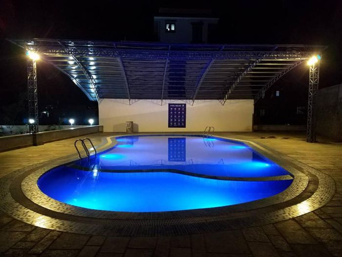 Luxurious fully furnished 3 BHK apartment for sale in Classic Tower