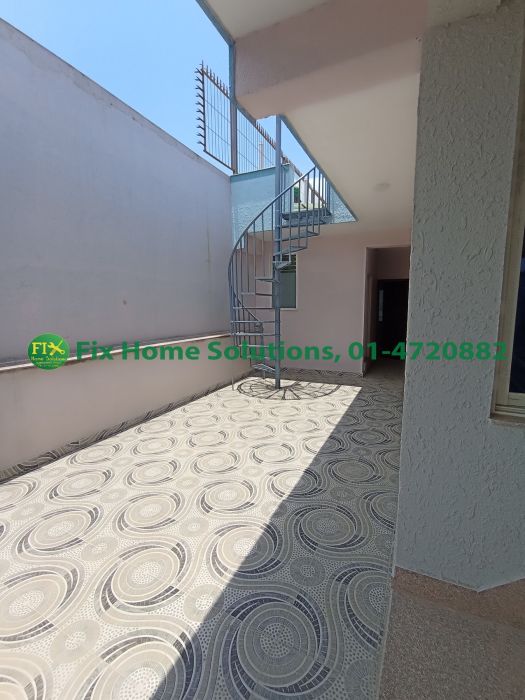 house on sale at bhangal just 500 meter from golfutar