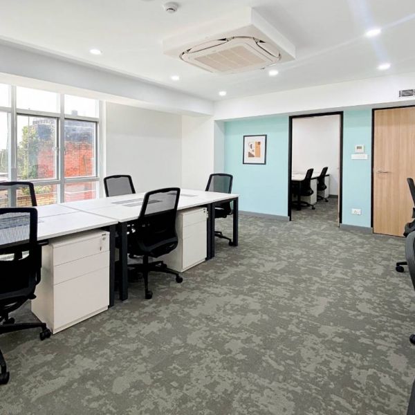 Flexible workspace in Regus IT Plaza
