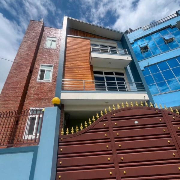 House for sale in Changathali