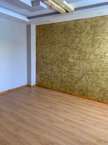 House on sale at Tempo park, Imadol