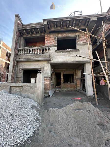  6 beds 3 baths 2 living house on sale at Pasikot, Budhanilkantha