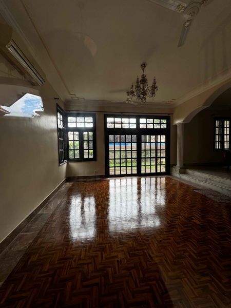 Bunglow On Rent At Naxal, Kathmandu 