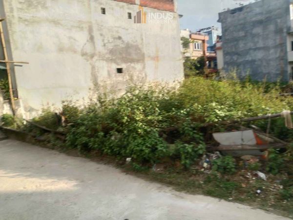 Land on sale at Cozy home, Imadol