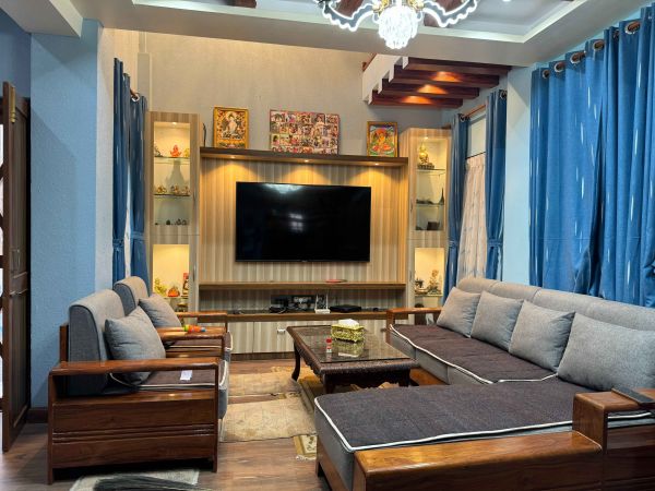 Residental Bungalow House on sell At Kalanki,KTM.