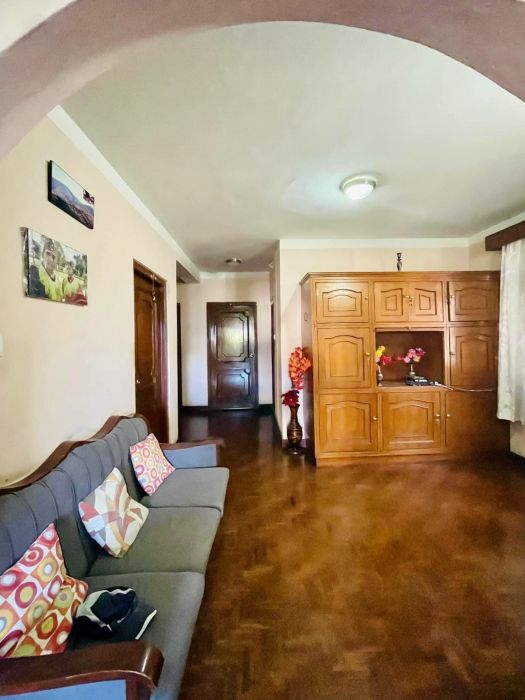 Bungalow on sale at Bansbari