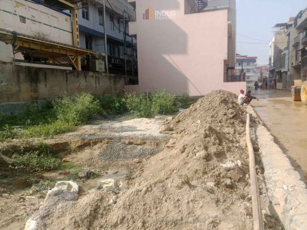 Land on sale at Imadol