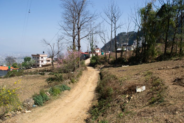 4 aana 1 paisa and 4 aana  3 paisa land for sale in Matatirtha Chandragiri Kathmandu