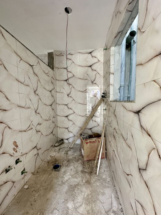 Residental House On Sale At Lasuntar