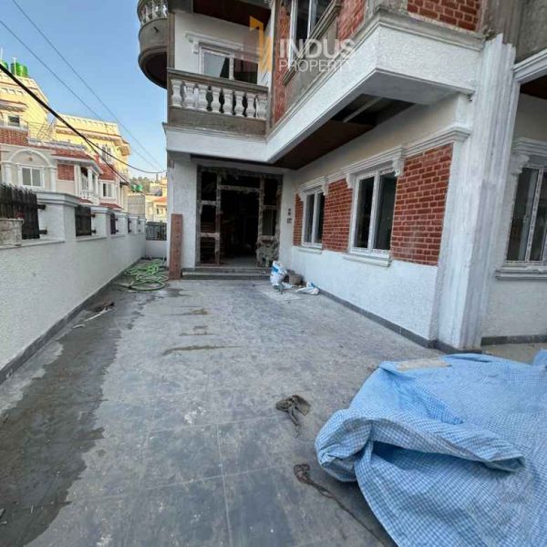 House on sale at Lasuntar, Budhanilkantha