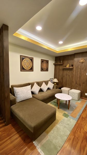 Luxurious fully furnished 3 BHK apartment for sale in Classic Tower