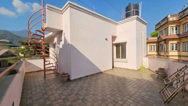 HOUSE ON SALE AT SANOBHARYANG